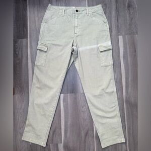 Universal Thread Women’s Boyfriend Cargo Pant Light Tan